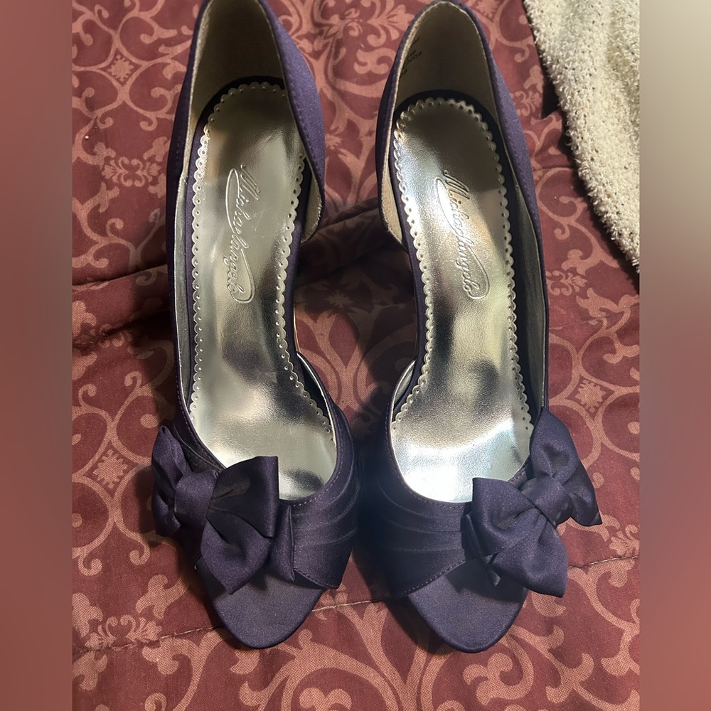 Cute Satin Heel with Bow